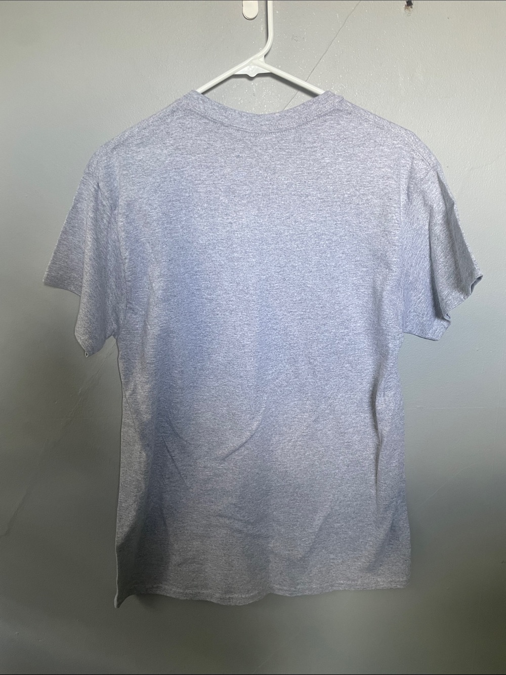 The Exorcist Men’s M Graphic Horror movie gray t shirt scary Halloween - Picture 4 of 5